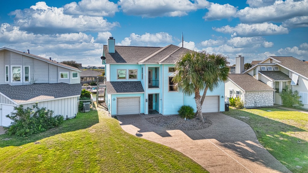 Front Entrance - 227 Windjammer Rd · Bahia Bay Front Entrance - 227 Windjammer Rd · Bahia Bay