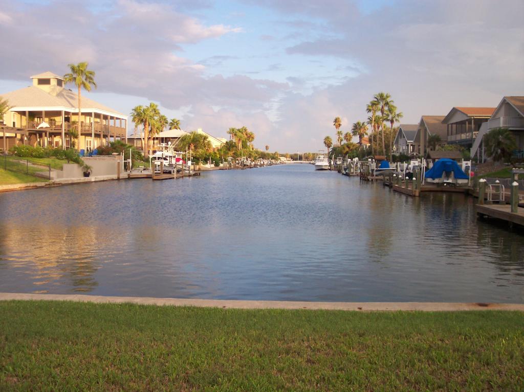 Homes on Long Canal in Bahia Bay, Rockport, TX