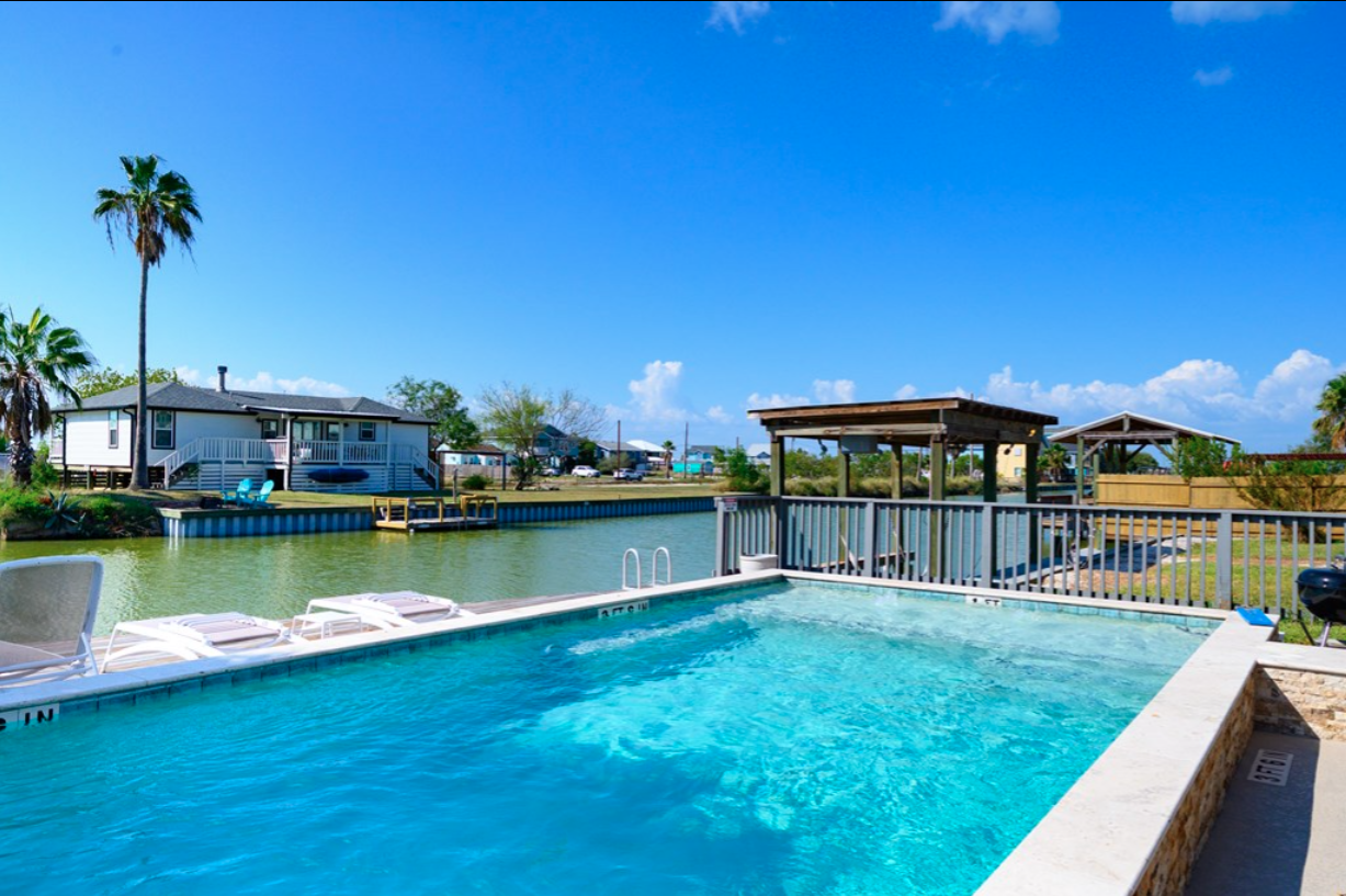 Pool on the Canal-102 Ball Street, Rockport, TX