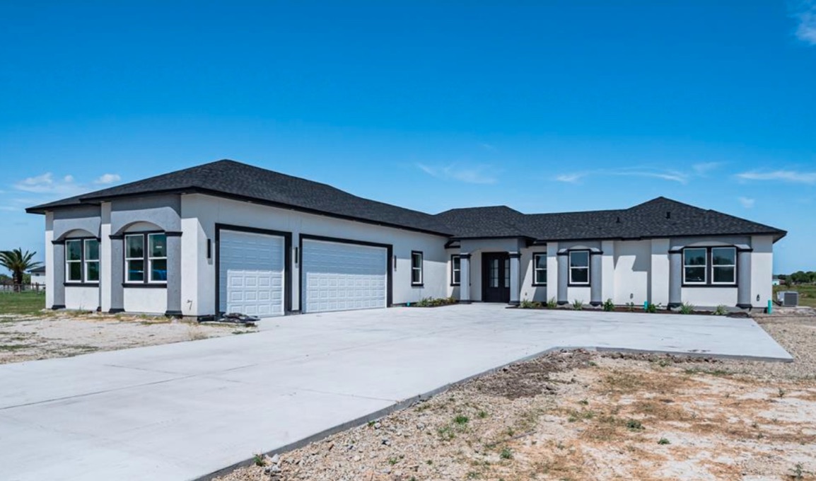 Exterior View of 104 Windcrest Ln. Rockport, TX